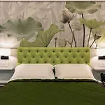Petit Hotel