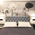 Petit 4* Prato (Prato)