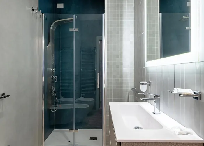 Hotel Petit 4*