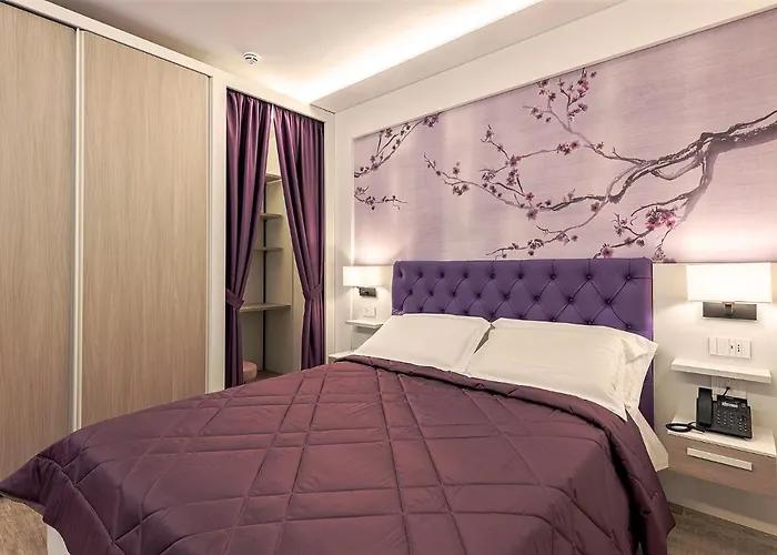 Petit 4* Prato (Prato)