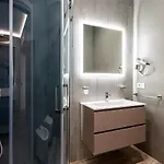 Hotel Petit 4*